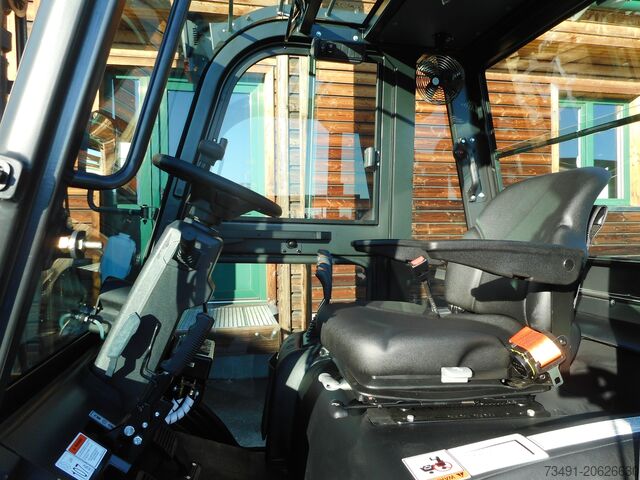 Carrello elevatore Bobcat D25NXP Triplex + SS + 4. Kreis + Kabine