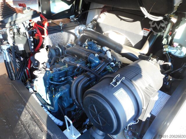 Carrello elevatore Bobcat D25NXP Triplex + SS + 4. Kreis + Kabine