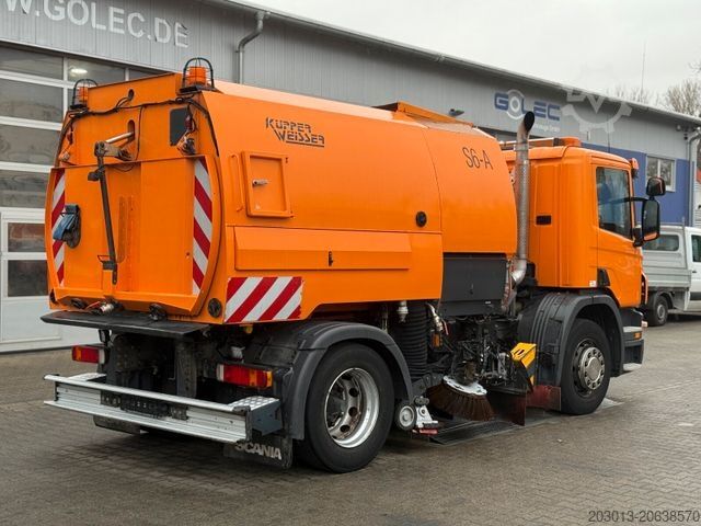 Road sweeper SCANIA P230 Kehrmaschine Johnston VT605- 6 M³