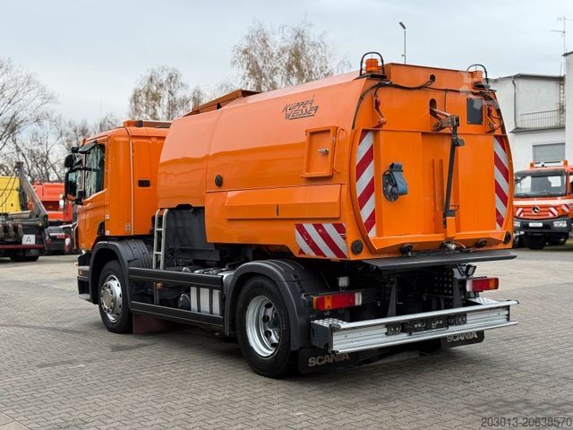 Road sweeper SCANIA P230 Kehrmaschine Johnston VT605- 6 M³