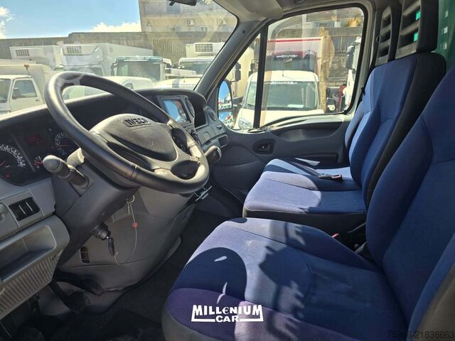 βαν με κουρτίνα πλευράς Iveco DAILY 35C12 CENTINATO 4,30 PORTE POST
