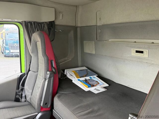 Hook arm system Volvo FH 540 8x4 EFFER 525/6S +JIB 4S + JOAB Haakarms...