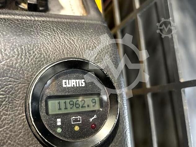 Carretilla lateral eléctrica Combilift Jedy 3555