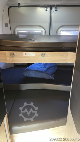 Caravana/autocaravana Fiat Weinsberg Carabus 600 K | 4 Posti Letto | Completamente Attrezzato