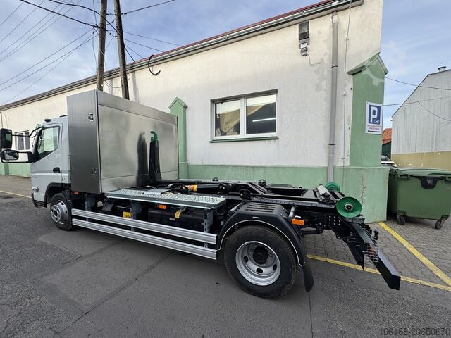 هوك لودر Fuso Canter 9C18 Abrollkipper HYVA 6 T