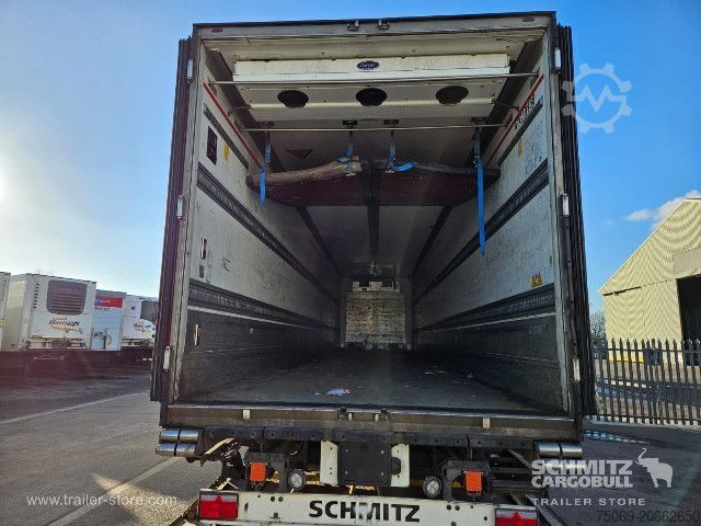 Chladený náves Schmitz Cargobull Reefer Multitemp Taillift