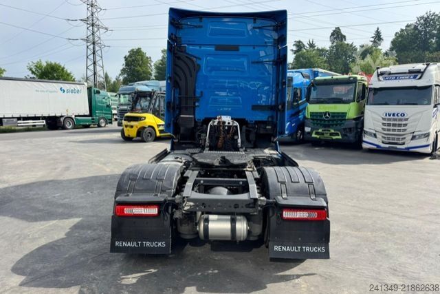 Standard tractor unit RENAULT T520 4x2