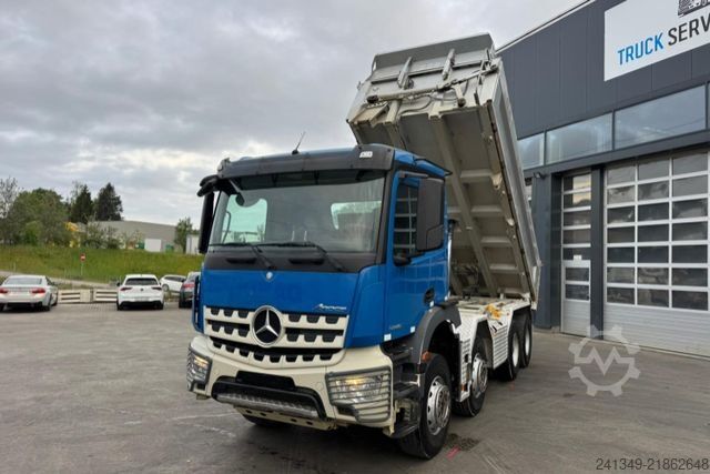 Tipper truck MERCEDES-BENZ Arocs 3246 8x4 Moser 3S