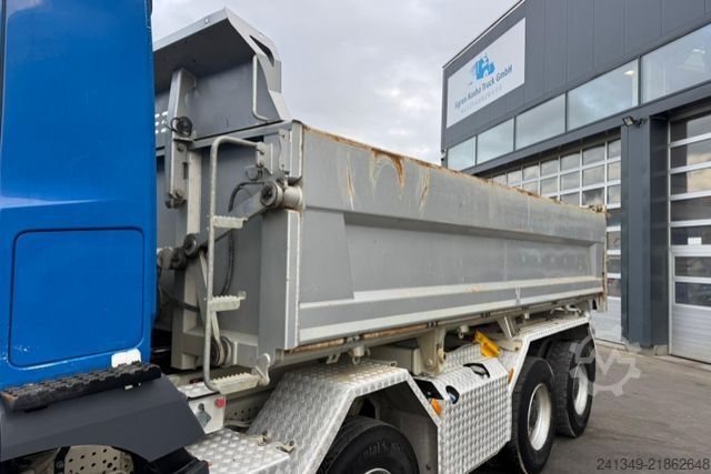 Tipper truck MERCEDES-BENZ Arocs 3246 8x4 Moser 3S