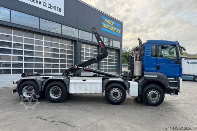 Roll-off tipper truck MAN TGS 35.480 8x4 Hiab 26T