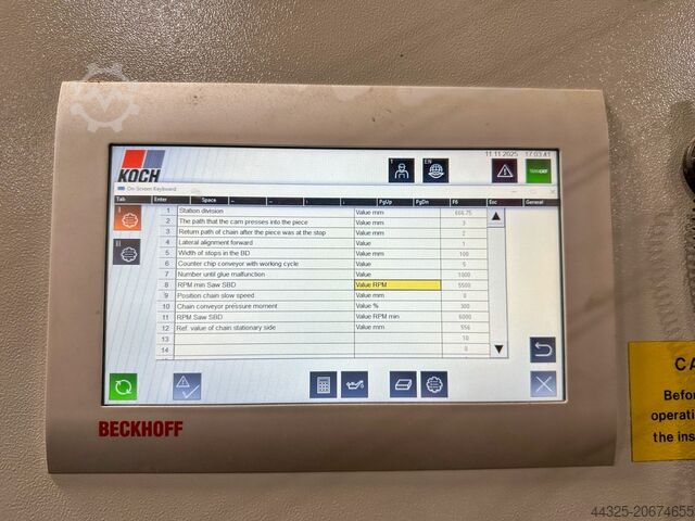 Horizontale boor- en deuvelinzetmachine met doorvoer KOCH SBD-45