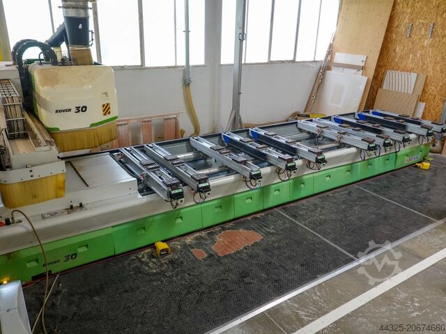 Centra obróbcze ze stołem konsolowym BIESSE ROVER 30 L 2