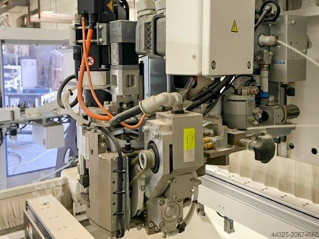 Verwerkingscentrum met randafwerking HOMAG CENTATEQ E-310