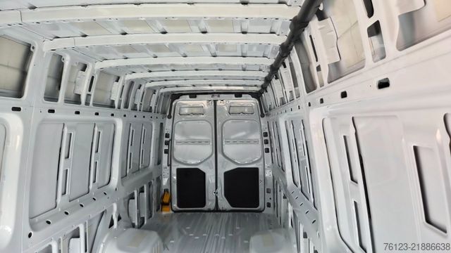 Dodávka s vysokou strechou MERCEDES-BENZ Sprinter III Kasten  519 CDI RWD 4x 4 Allrad
