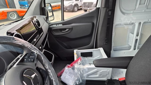 Dodávka s vysokou strechou MERCEDES-BENZ Sprinter III Kasten  519 CDI RWD 4x 4 Allrad