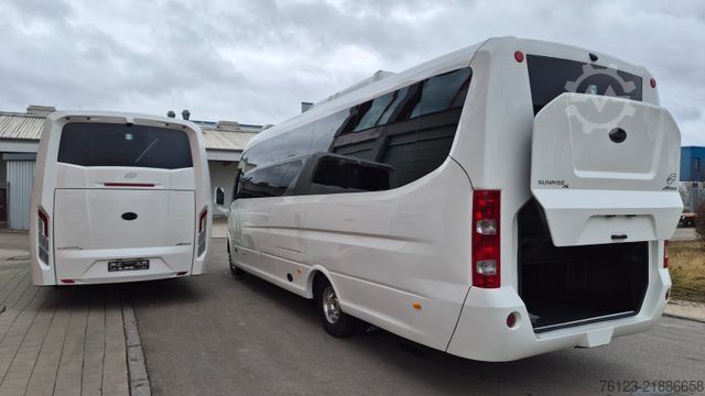 मिनिबस IVECO 2x Daily 70 Lagerfahrzrug Ferqui Sunrise 2,5 m B