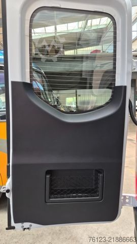 Minibus MERCEDES-BENZ 311 Sprinter 9 Sitzer auf Wunsch VIP Sitze