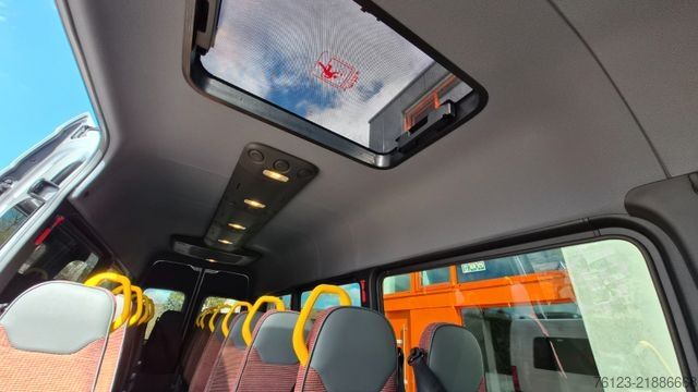 Minibus MERCEDES-BENZ 10 Sprinter Lord Light 22 Sitzer Vorlauffahrzeug