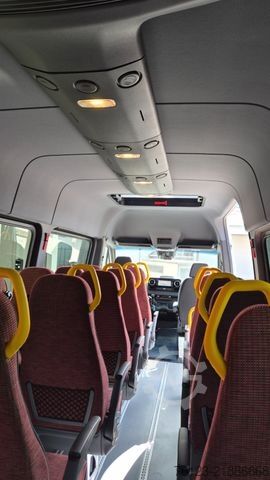 Minibus MERCEDES-BENZ 10 Sprinter Lord Light 22 Sitzer Vorlauffahrzeug
