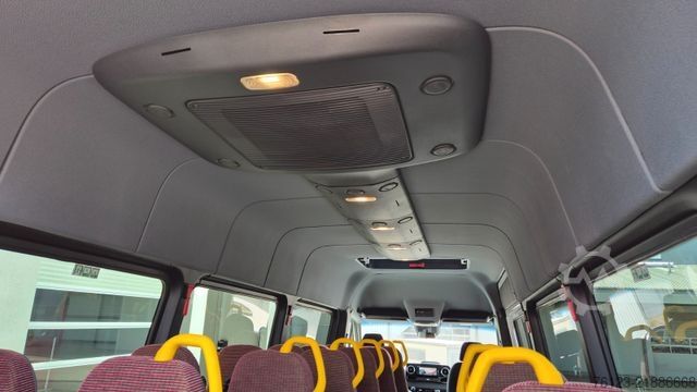 Minibus MERCEDES-BENZ 10 Sprinter Lord Light 22 Sitzer Vorlauffahrzeug