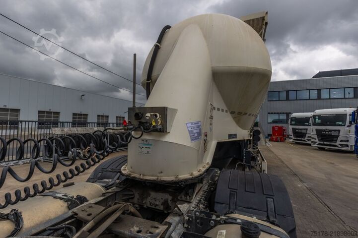 Silo FELDBINDER EUT 40.3- 40.000 L CEMENT/CIMENT/ZEMENT