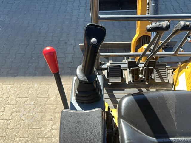 Mini ekskavatör  XCMG XE18E
