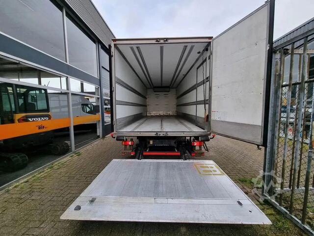 Transport refrigerat/congelat DAF LF 45.220 Kuhlkoffer Thermoking T1000R LBW ST38...