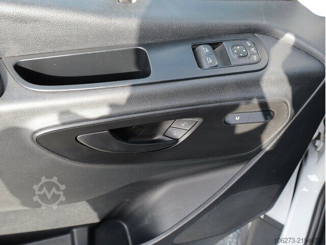 厢式货车 Mercedes-Benz Sprinter 317 CDI Kombi,Rollstuhllift,8Sitze