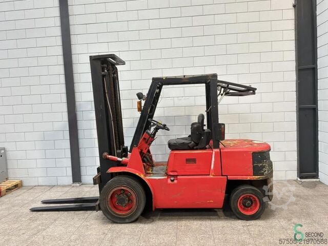 Vysokozdvižný vozík Mitsubishi FD30N