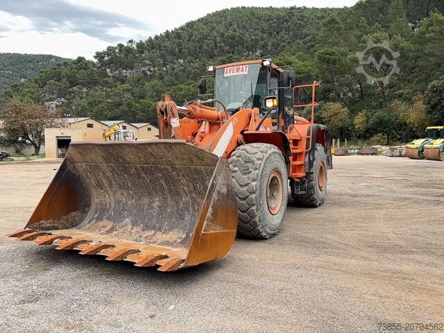 Nakladač Doosan DL420