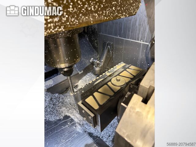 مركز القطع الرأسية HAAS UMC-750