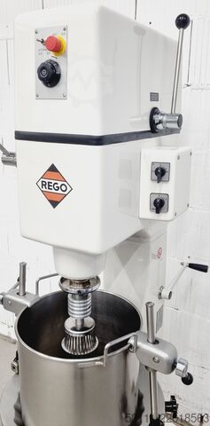 Machine à mélanger et à battre Rego SM 3