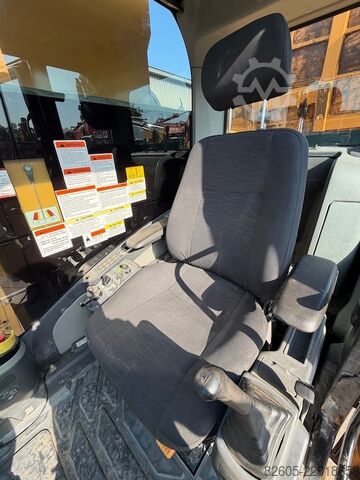 Camión volquete Morooka MST 2200 V D
