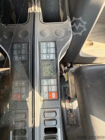 Camion basculant Morooka MST 2200 V D