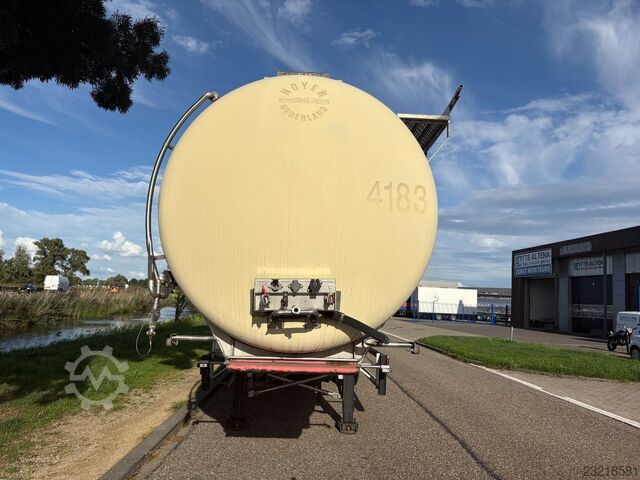 Burg BPO 12-27 ZGZXX 32.600 L / 3 compartimentos / Químicos L4BH / ADR / Semirremolque NL LT4755 Burg BPO 12-27 ZGZXX 32600 Ltr / 3 Kammer / Chemie L...