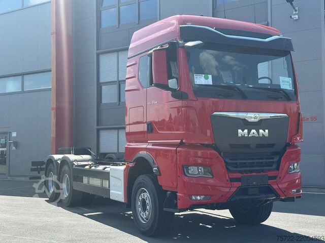 Chassis med førerhus MAN TGX 33.520 6x4 BB Fahrgestell 4500mm SOFORT