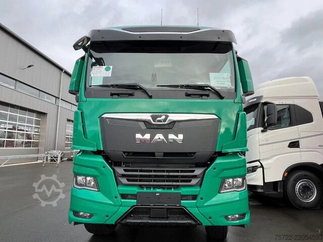 Chassis med førerhus MAN TGX 33.520 6x4 BB Fahrgestell 4500mm SOFORT