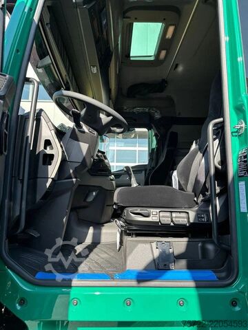 Chassis med førerhus MAN TGX 33.520 6x4 BB Fahrgestell 4500mm SOFORT