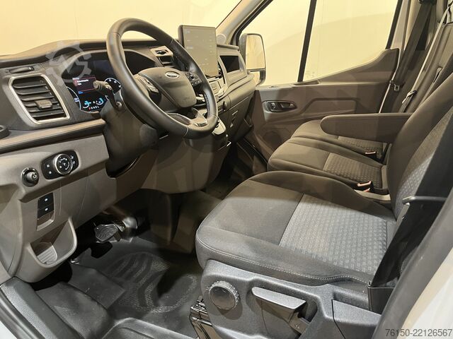 Van panel Ford E-Transit 390 (3500 kg) L2H2 Trend 68 kWh / 100...