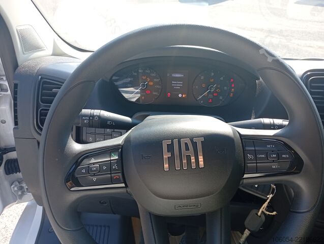 รถบรรทุกตู้ยาว FIAT Ducato L