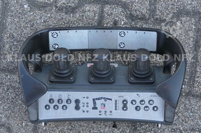 Ciężarówka z płaską platformą VOLVO FM 420 Pritsche Bordwände Kran Funk Euro 6