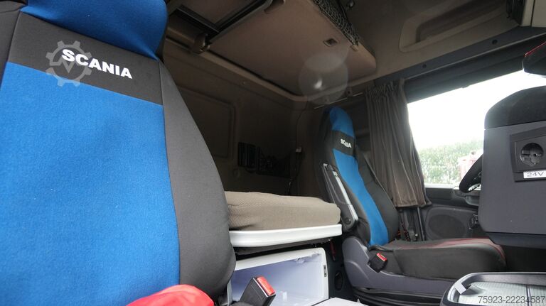 Koffer Scania R 400 6x2 closed box in combo with trailer