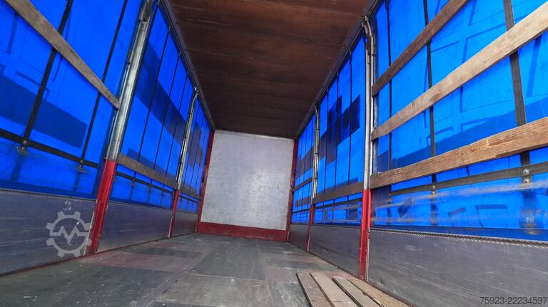 Schuifzeil Scania R 400 6x2 curtainside in combo with Burg trailer