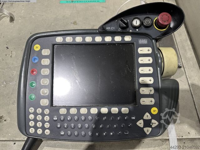 Robot - Penanganan KUKA KR 125L90/2