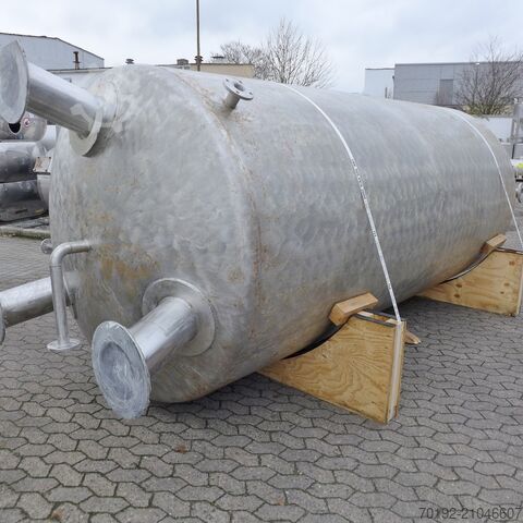 Tangki 11.000 liter dari baja tahan karat V4A  8981