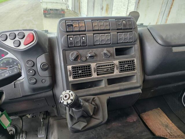 Planbil med presenning IVECO 120E25 Pritsche&Plane,Ladebordwand 1,5 To