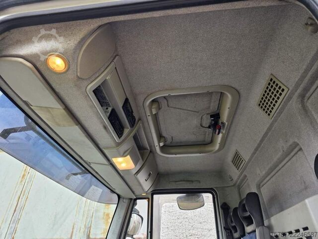 Planbil med presenning IVECO 120E25 Pritsche&Plane,Ladebordwand 1,5 To