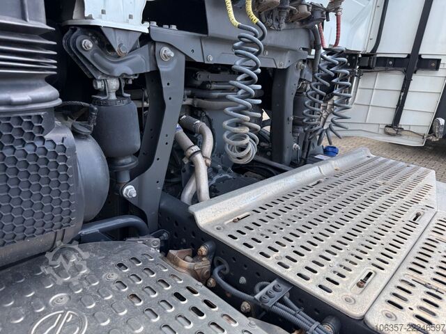 标准牵引车头 IVECO STRALIS SWAY AS440S49T/FP Kipphydraulik Retarder