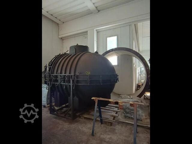 Máquina de moldagem rotacional usada MRT 3503 R  MRT 3503 R