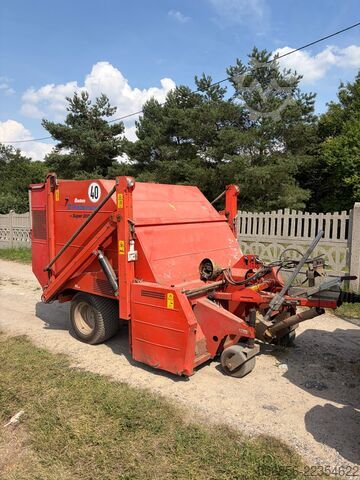 Bohm Wiedenmann Super 300 1,5 m – Kehr-Sammelmaschine für Gras und Laub Bohm Wiedenmann Super 300 1.5 m – zamiatarko-zbierarka do trawy i liści Bohm Wiedenmann Super 300 1.5 m – zamiatarko-zbierarka do trawy i liści